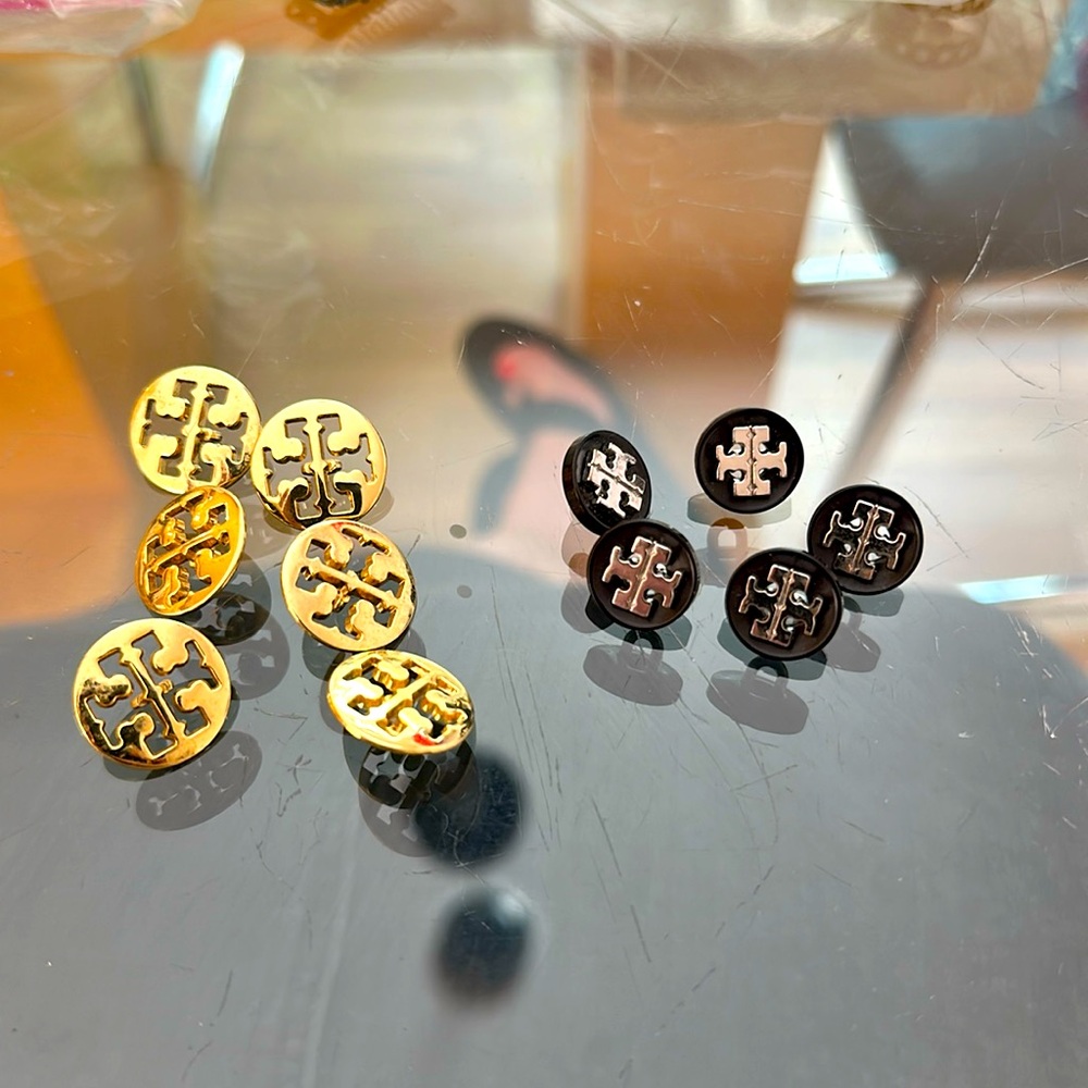 Tory Burch buttons